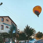 Pigeon Valley Stone House فندق مبيت وإفطار 4*