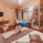 Pigeon Valley Stone House