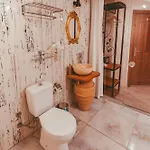 Pigeon Valley Stone House 4*