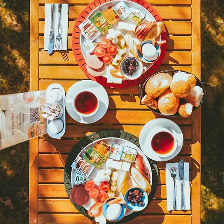 Pigeon Valley Stone House Oda ve Kahvaltı 4*