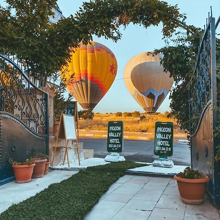 Pigeon Valley Stone House Bed & Breakfast Üçhisar