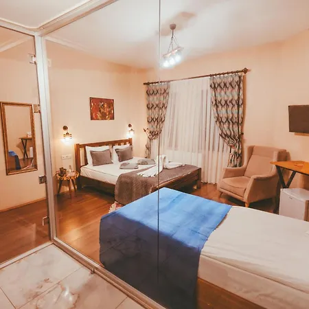 Pigeon Valley Stone House