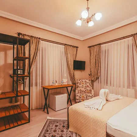 Pigeon Valley Stone House