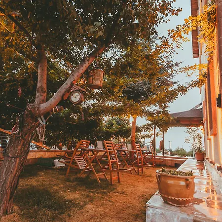 Pigeon Valley Stone House