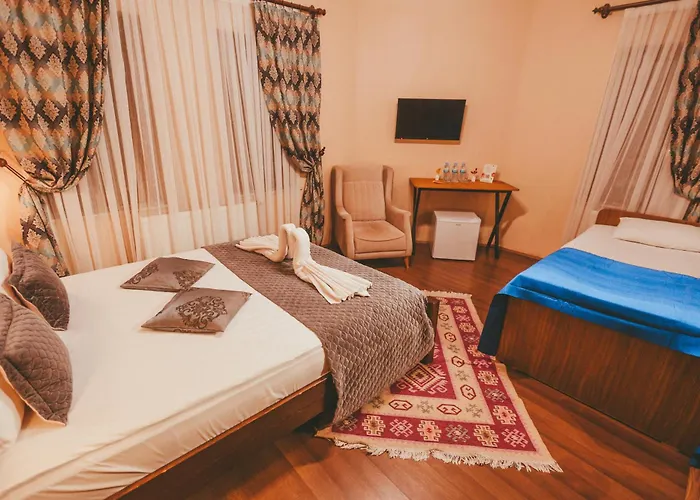 Pigeon Valley Stone House Bed & Breakfast 4*