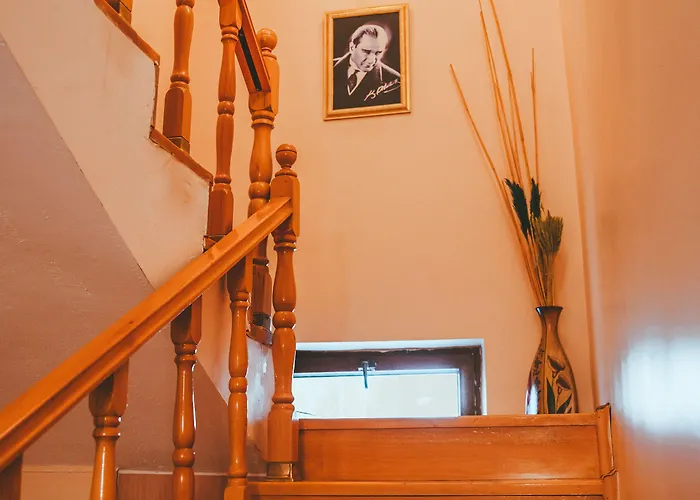 Pigeon Valley Stone House Bed & Breakfast Üçhisar