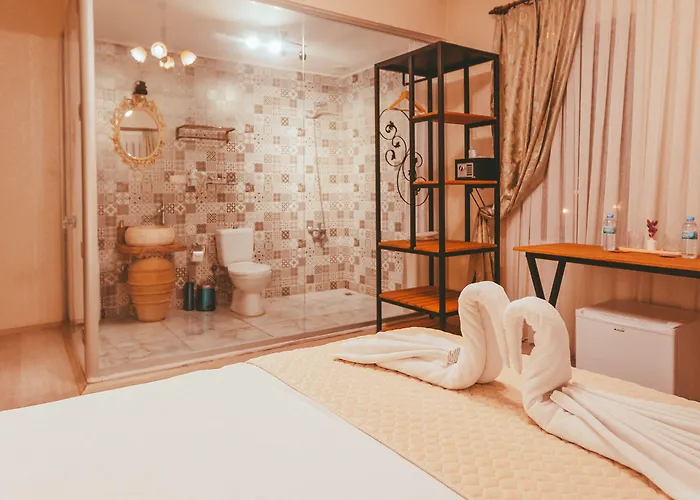 Pigeon Valley Stone House